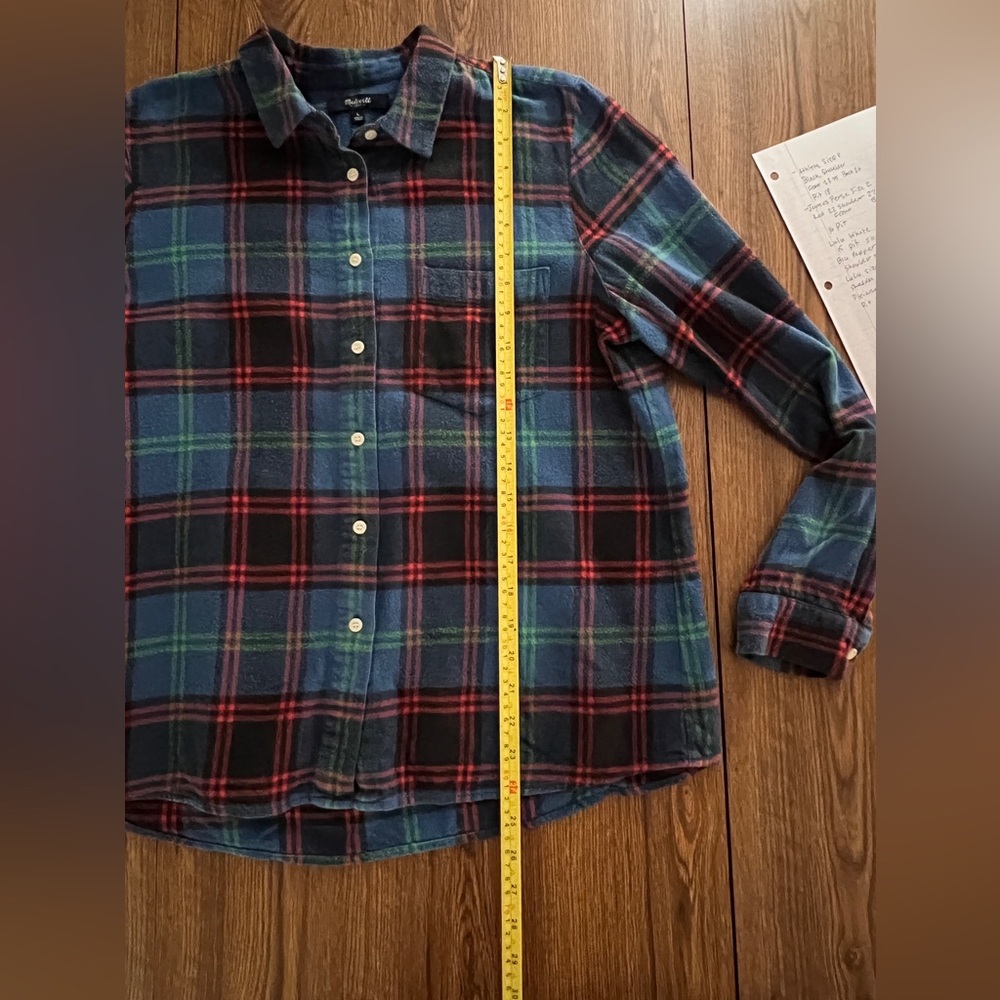 Madewell 
Women’s 
Large 
Red, Blue, Green Plaid 
Flannel 
Long sleeve shirt - Picture 9 of 9